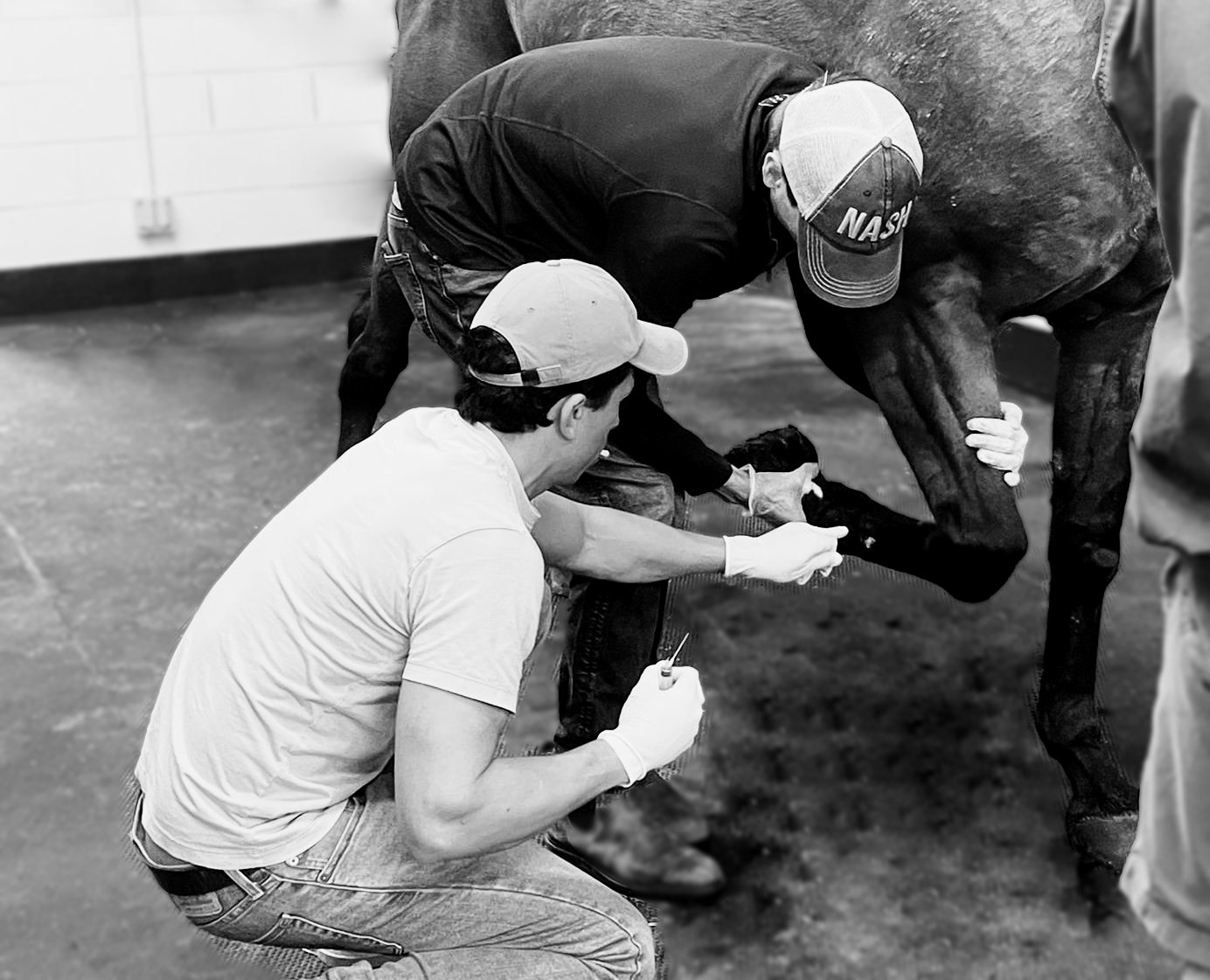 Performing a joint injection